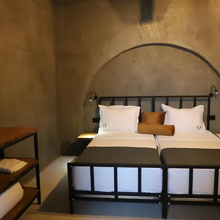Bed & Breakfast 17 Boutique