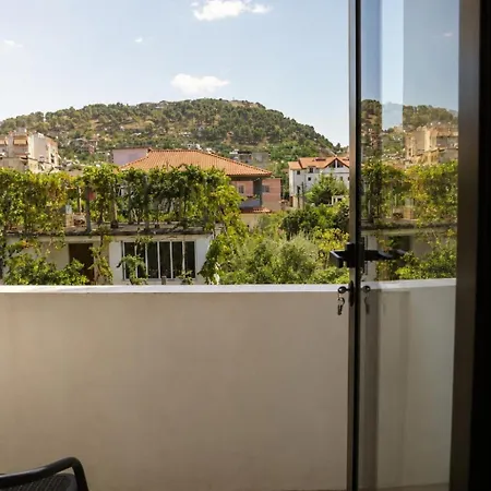 17 Boutique Bed & Breakfast Berat