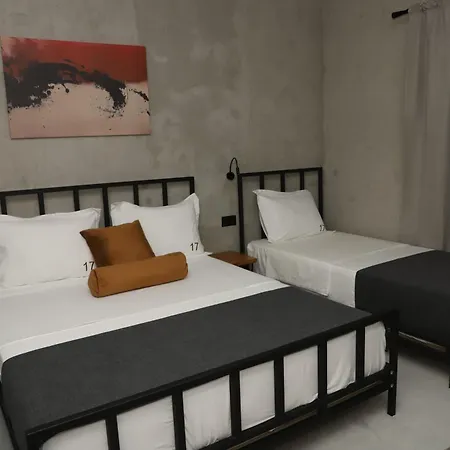 17 Boutique Bed & Breakfast Berat